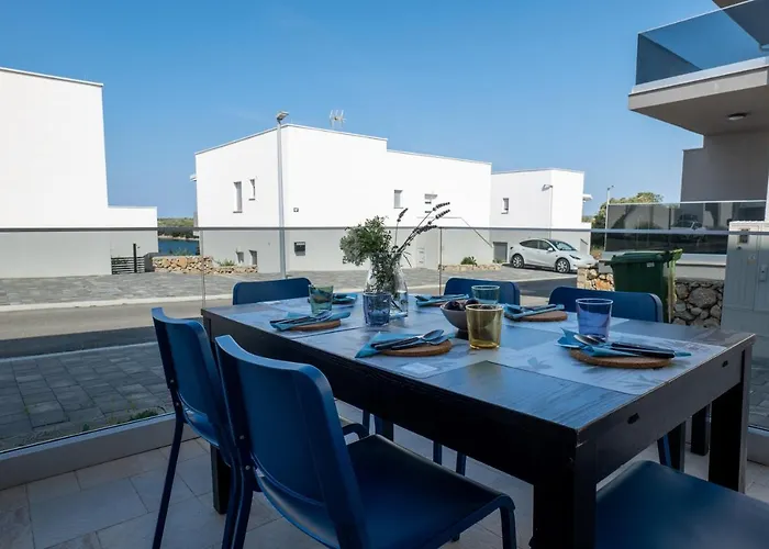 Casa Carmen Simuni