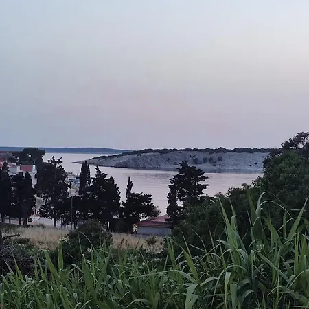 Casa Carmen 公寓 Šimuni